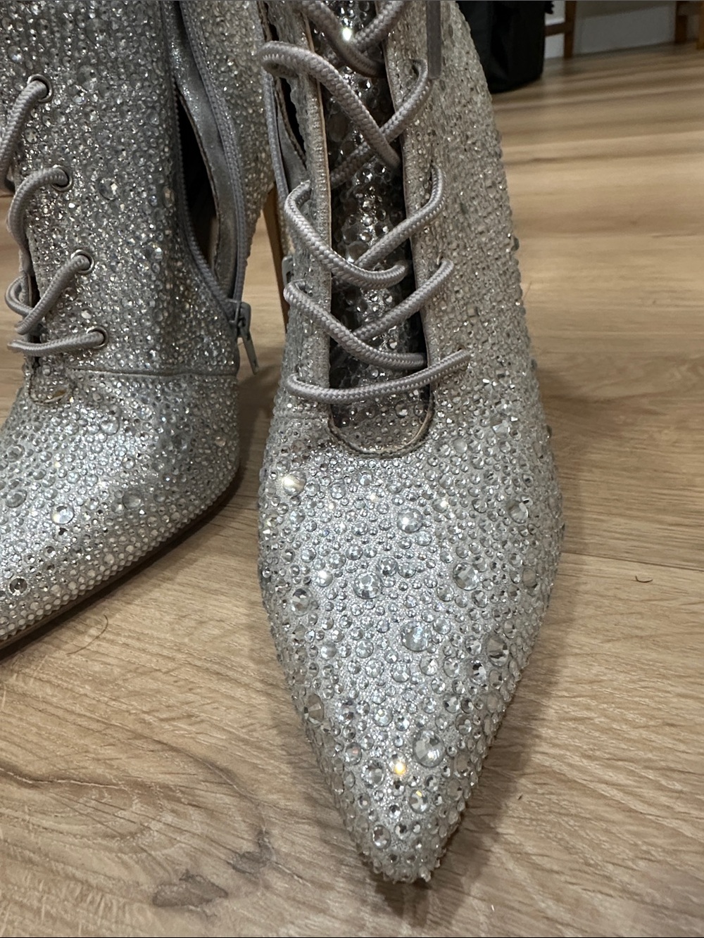 Steve Madden Valency Silver Crystal Lace-Up Stiletto Ankle Boot Size 9 - Picture 7 of 16